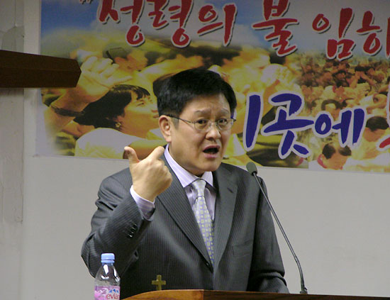 이상열 장로는 작년 3월, 7월에 뉴욕에서 간증 집회를 가진 바 있다. 