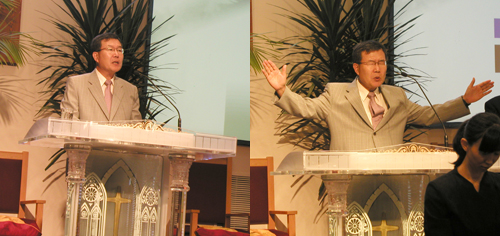 말씀을 전한 김동호 목사(좌), 축도하는 김동호 목사(우)