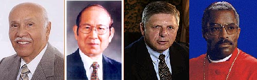 왼쪽부터 Carrion, 장영춘, Schroeder 목사, Walker Bishop