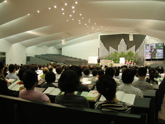 세미나 첫째날이었던 24일 뉴욕장로교회의 많은 성도들이 세미나에 참석했다. 