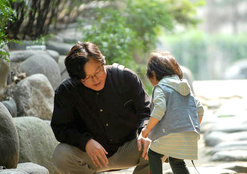 하나님과 같은 아픔을 지닌 사람들의 절절한 기록을 통해 ‘애통’의 의미를 깨닫게 한 김우현 감독