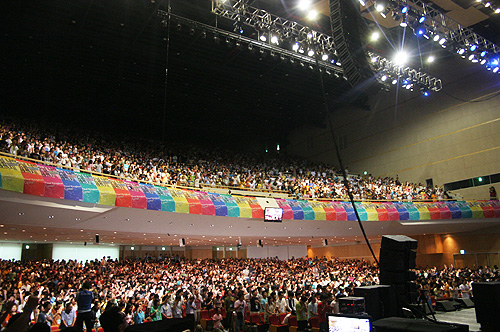 4일 저녁 7시 안산동산교회 제11회 청년대학선교대회가 개최됐다. 이번 대회 주최는 SFC가 맡았다.