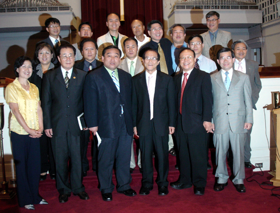 뉴욕 목사회는 8월 월례회를 뉴욕평화교회서 실시했다.