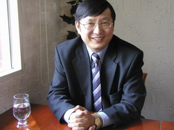 김승태 사장은 꿈을 나누는 인적네트웍을 구축하고 있다