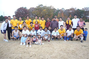 애틀랜타 새교회 축구팀, 스패니쉬 교회와 친교축구대회 이후. 