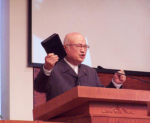 '한 손에는 성경, 한 손에는 괭이'의 신념을 지켰던 가나안 농군학교