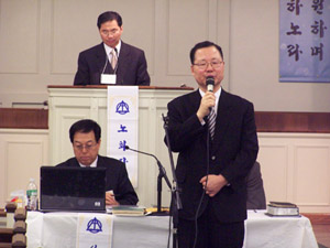 지난 62차 노회때 신상발언하는 이영희 목사. 