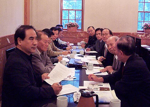 2005 기독군인뉴욕대회 운영위원들(오른쪽 앞에서 세번째가 이광남 회장)