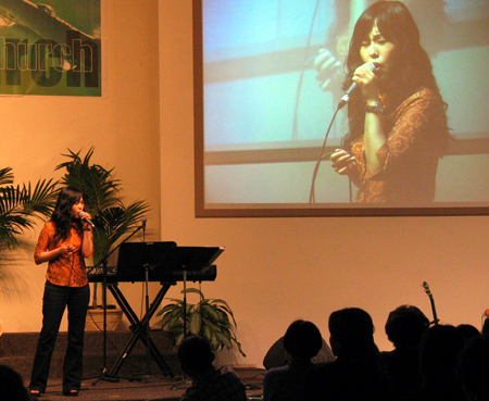 얼바인온누리교회에서 김승희 씨/사진 이영선 기자