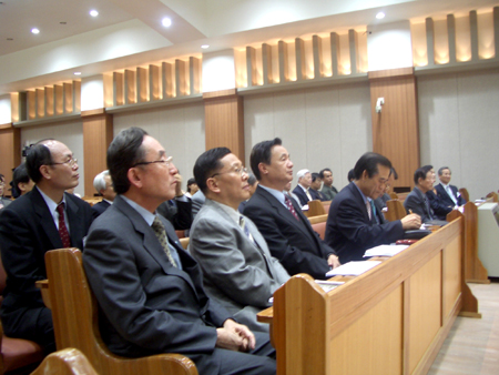 ACC준비위원장 및 회원들의 모습