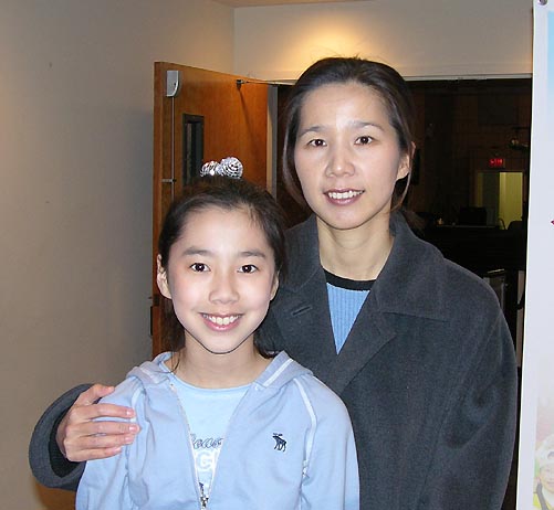 김유라(좌)양과 어머니