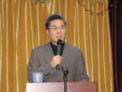 이 날 말씀을 전한 정원교회 주효식 목사