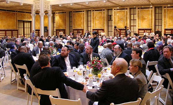 함께 기도하는 뉴욕시 종교지도자들ⓒ정경준 기자