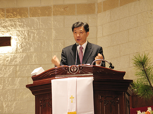 관악교회 최낙중 목사