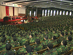 이번 세례식에서는 2천5백명의 장병이 세례를 받았다 ⓒ 예성