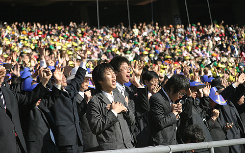 이날 부활절연합예배에는 5만여 성도들이 운집해 뜨겁게 찬양하고 기도했다. ⓒ송경호 기자