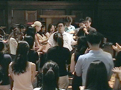 기도받고 있는 박종호씨