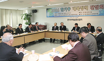 27일 한기총 세미나실에서 열린 2006 한기총 대북정책간담회 ⓒ 이화영 기자 