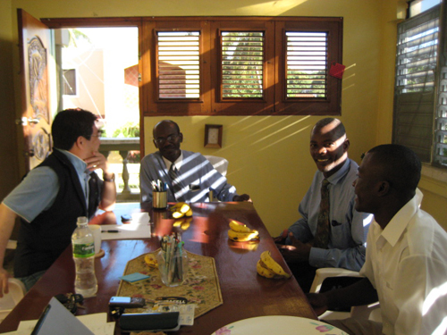 현지 목회자들과의 구호사역회의