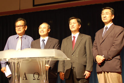 (왼쪽부터) 서양훈 장로,한기홍 목사,손병렬 목사,박상목 목사. 