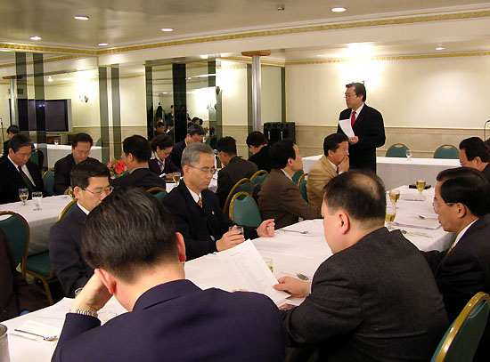 뉴욕교협은 분과위원장 모임을 열고 각 분과 사업 활성화에 대해서 논의했다.