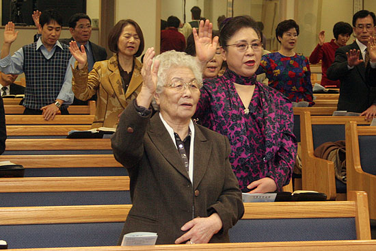 선서를 하고 있는 낙원장로교회 제직들 ⓒ이화영 기자