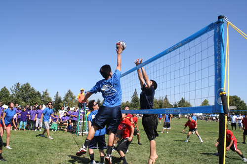 제 33회 광복절기념 북가주 지역 교회간 친선 배구대회가 7월 31일 오전 9시에 CAMPBELL COMMUNITY CENTER에서 열렸다. 