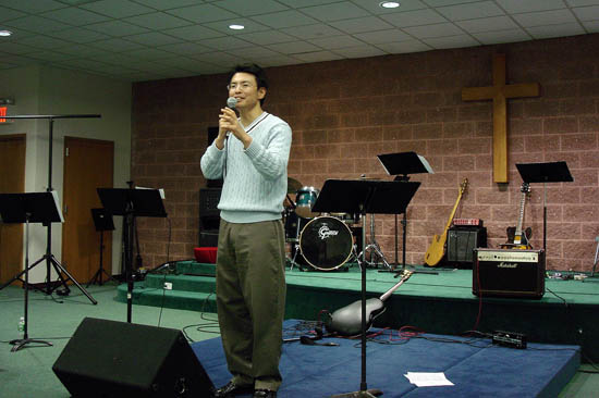 예배자의 영성훈련에 대해 강의하고 있는 오재성 목사