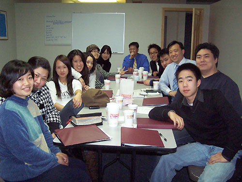 모임을 마치고 다함께