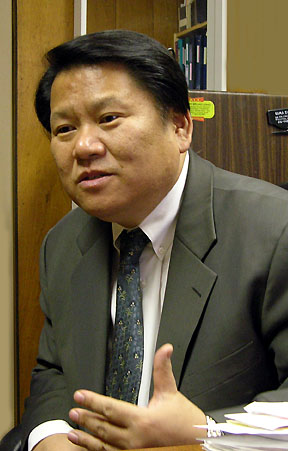 이강 목사가 '뉴감열린문화센터'의 취지를 설명하고 있다. ⓒ 조요한 기자