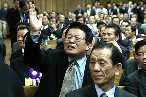 투표해석을 두고 이사들간의 공방이 오가고 있다. ⓒ송경호기자