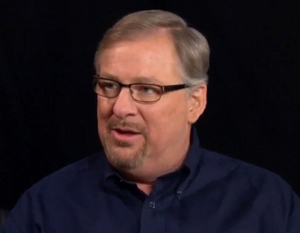 지난 5월 초 이뤄진 존 파이퍼 목사와의 인터뷰에서 그동안 자신에게 쏟아진 비판들에 대해 생각을 밝히고 있는 릭 워렌 목사. ⓒ크리스천포스트