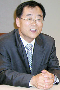 제 32대 KPCA 총회장에 당선된 황천영 목사 