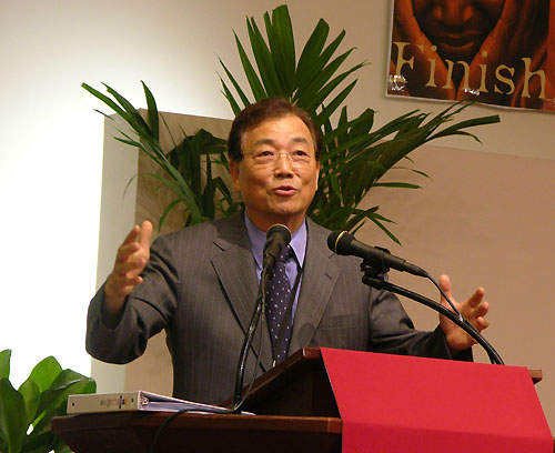 미전도종족 세계선교대회 개회예배에서 말씀을 전한 김남수 목사(순복음뉴욕교회)