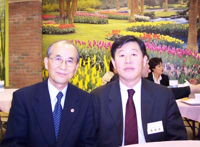 볼리비아 윤주영 선교사(좌)와 순복음뉴욕교회 양선교구장 최원호 장로(우)