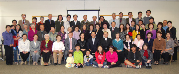 워싱턴서머나교회 성도들.