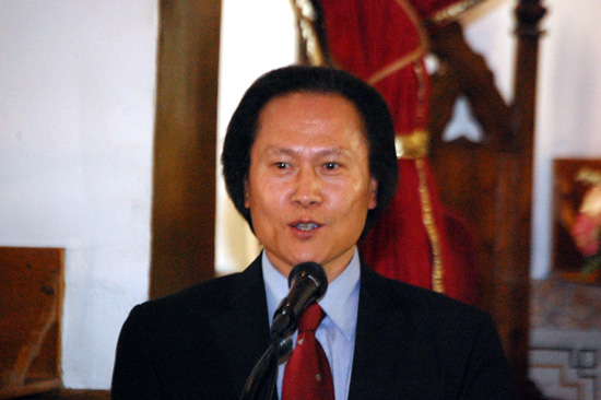 유상열 학장은 배타주의, 다원주의, 포용주의 에 대한 정확한 이해를 요청하면서 기독교 진리는 산이 아닌 문임을 강조했다.