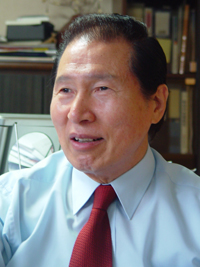 가정문화원 이사장 두상달 장로 