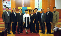 전도협 임원 및 연합성회 관계자들이 주순영 선교사와 기념촬영을 했다.