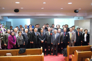 KCBN 문석진 사장 취임감사예배에 참석한 목회자들과 방송관계자들이 기념촬영을 했다.