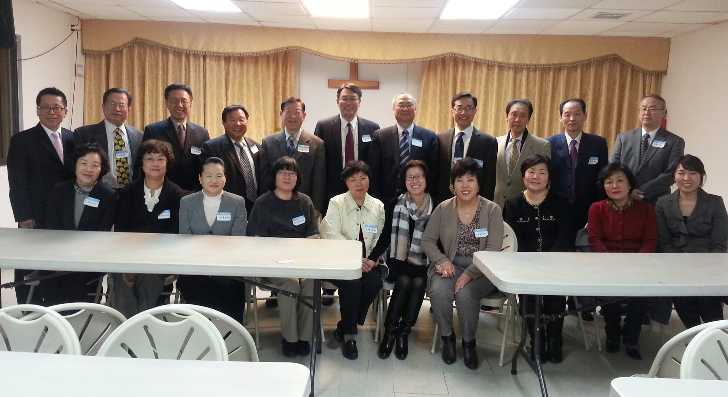 뉴욕우리교회와 동양제일교회가 당회원 공동식사로 친교를 나눴다.