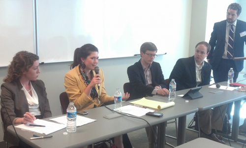 ‘젊은 복음주의자들과의 연합’ 패널 토론에 참석한 토론자들