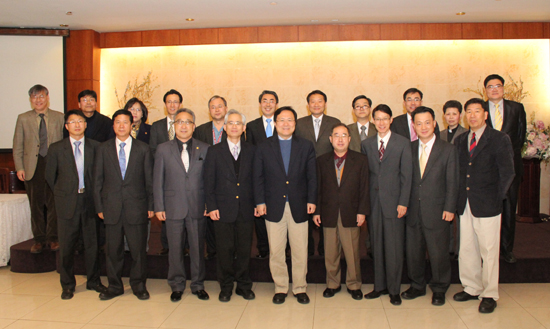 뉴욕교협이 부활절평가회를 금강산식당에서 가졌다