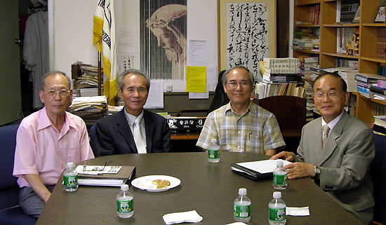 왼쪽부터 김이호 목사, 한명수 목사, 김정국 목사, 이병홍 목사