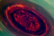 나사가 공개한 토성의 허리케인