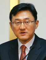 윤순구 총영사.