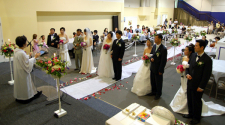 인터내셔널갈보리교회 가정사역위원회가 약 7주간의 부부 세미나를 마친 이들에게 지난 6월 1일 ‘글로리 웨딩(Glory Wedding)’의 기회를 제공했다.