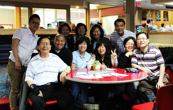 과테말라 고아원 사역 후원을 위한 볼링대회.