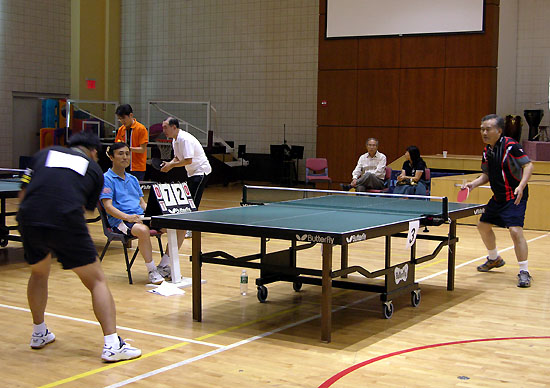 이수일 전도사(좌)와 안창의 목사(우) 경기