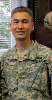 JBLM 김성진 군목 소령